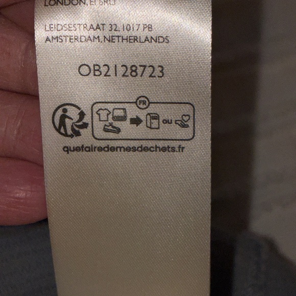 Women's Gray Ribbed Top - Picture 11 of 12